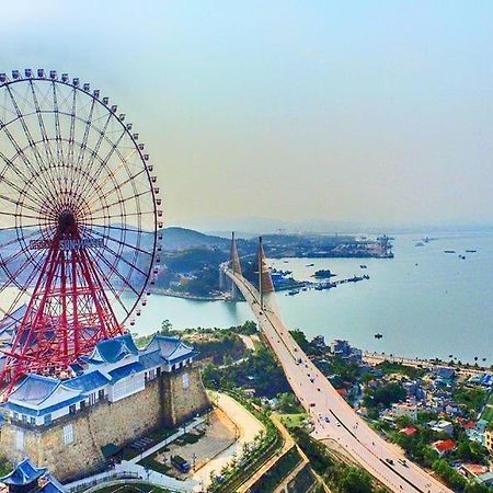 White Crown Hotel Ha Long Buitenkant foto