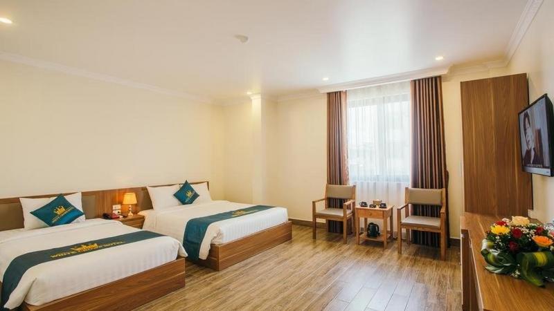 White Crown Hotel Ha Long Buitenkant foto