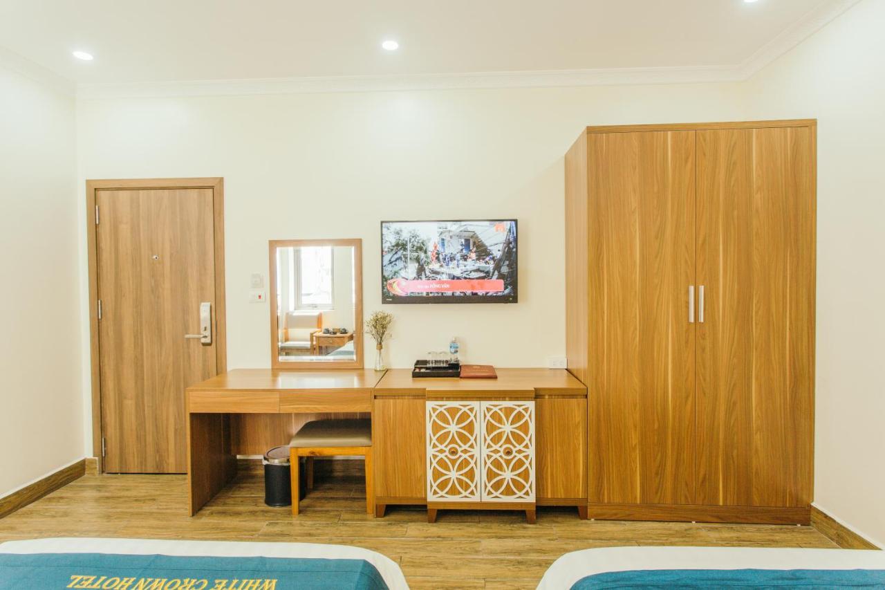White Crown Hotel Ha Long Buitenkant foto