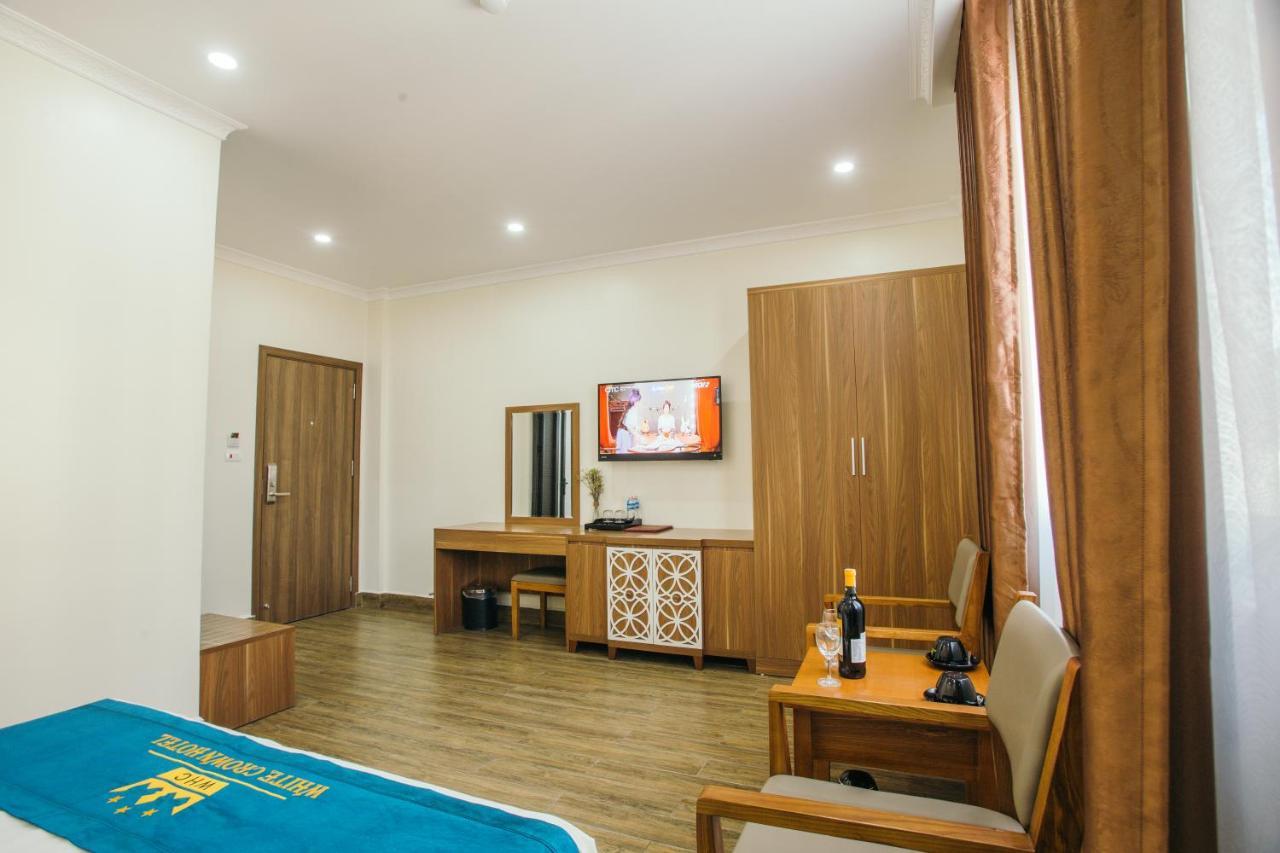 White Crown Hotel Ha Long Buitenkant foto